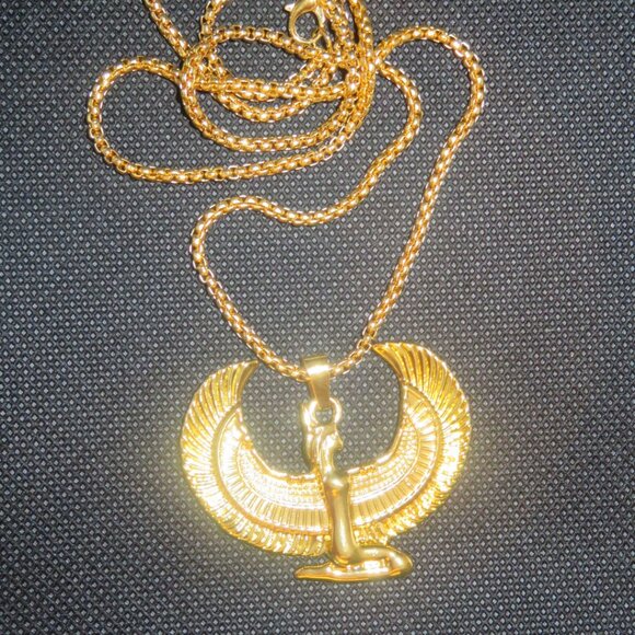 Egyptian Style Pendant Amulet Gold Tone Alloy (K436) - Picture 2 of 3